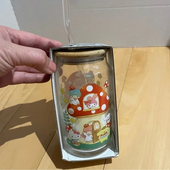 New Sanrio and friends mushroom house tumbler - Picture 5 of 6